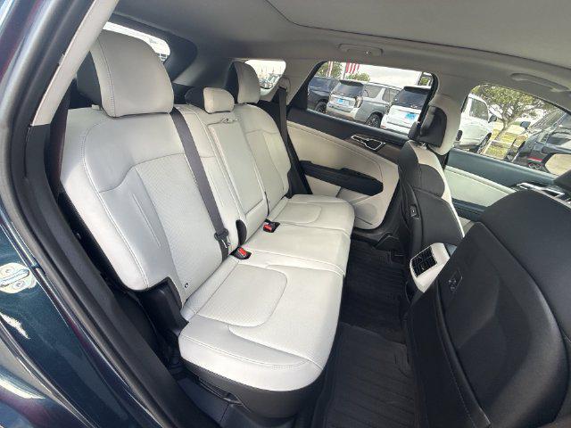 2025 Kia Sportage EX Hybrid - Photo 28
