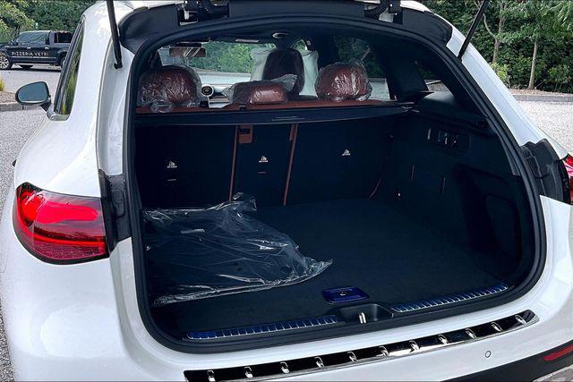2027 Mercedes-Benz GLC GLC 300