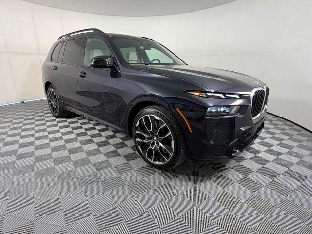 2025 BMW X7