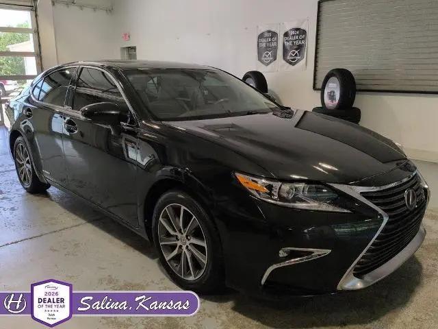 2017 Lexus ES 300h Base for sale in Salina, KS