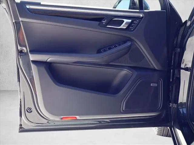 2026 Porsche Macan T