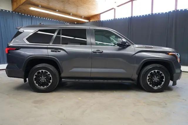 2024 Toyota Sequoia SR5