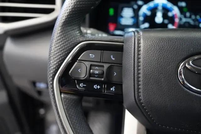 2024 Toyota Sequoia SR5