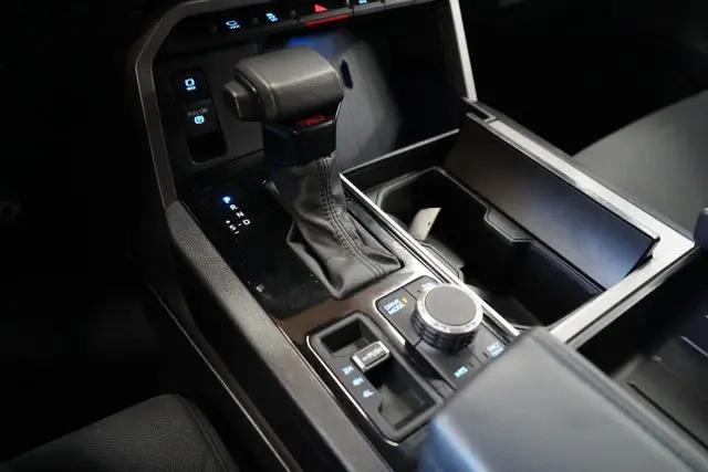 2024 Toyota Sequoia SR5