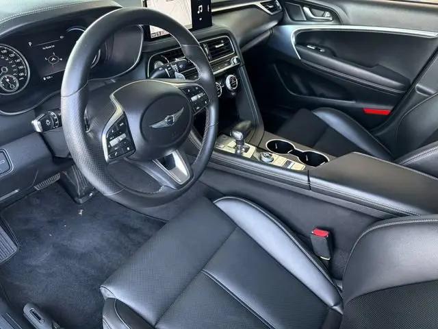 2023 Genesis G70 2.0T RWD
