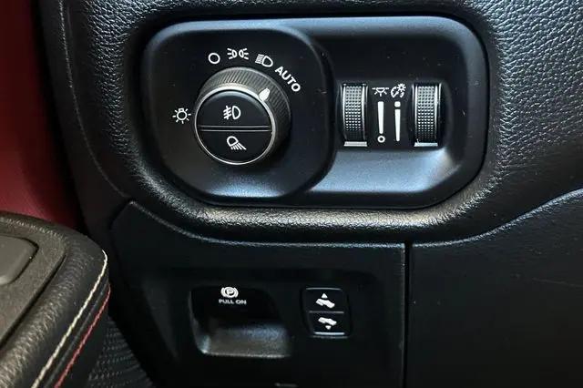 2025 Ram 1500 Rebel Crew Cab 4x4 57 Box
