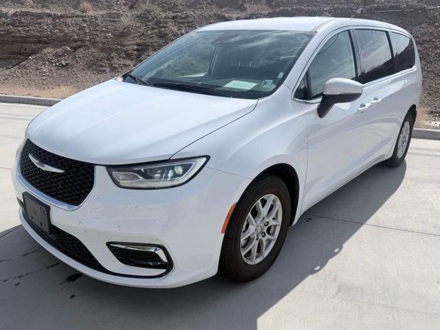 2023 Chrysler Pacifica Touring L for sale in Lake Havasu City, AZ