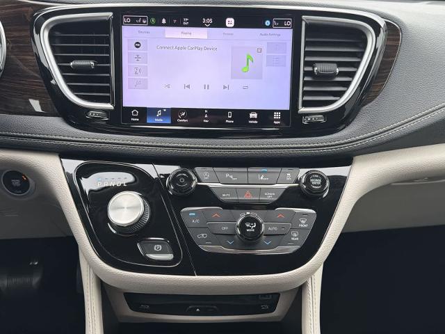 2021 Chrysler Pacifica Limited AWD