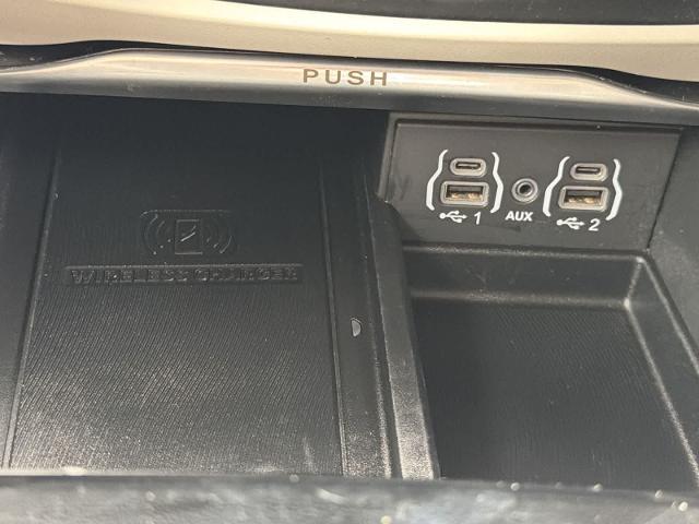 2021 Chrysler Pacifica Limited AWD
