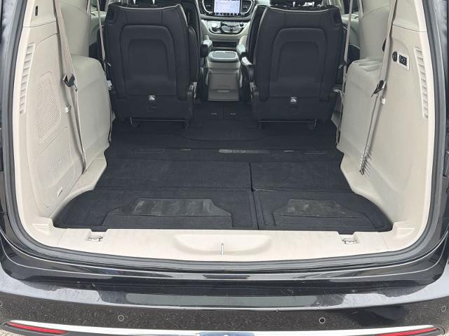 2021 Chrysler Pacifica Limited AWD