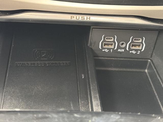 2021 Chrysler Pacifica Limited AWD