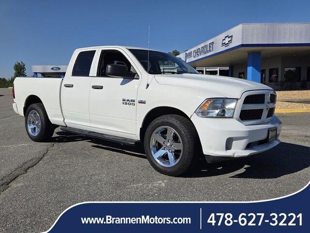 2017 Ram 1500 Express Quad Cab 4x4 64 Box for sale in Unadilla, GA