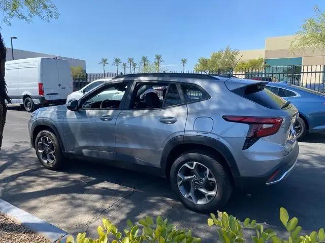 2025 Chevrolet Trax FWD LT