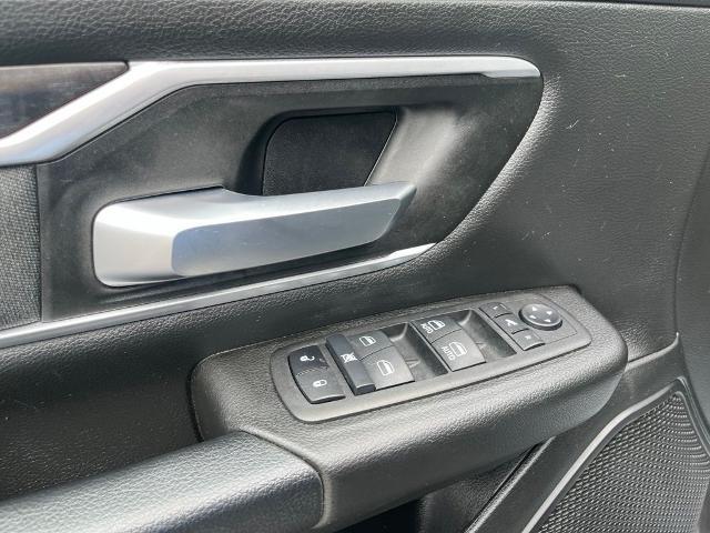2023 Ram 1500 Big Horn Crew Cab 4x4 5'7" Box