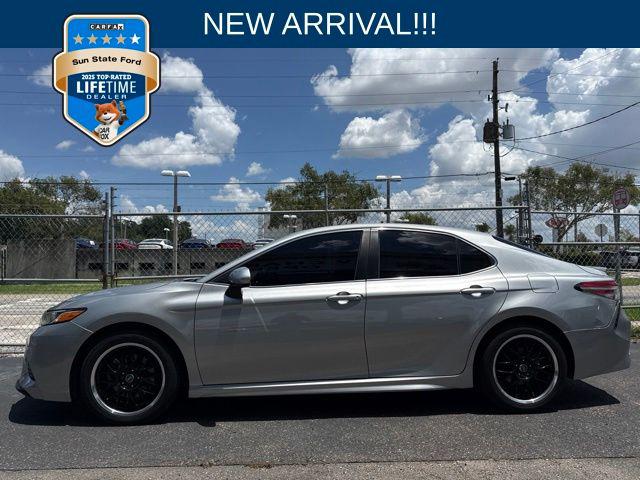 2018 Toyota Camry SE for sale in Orlando, FL