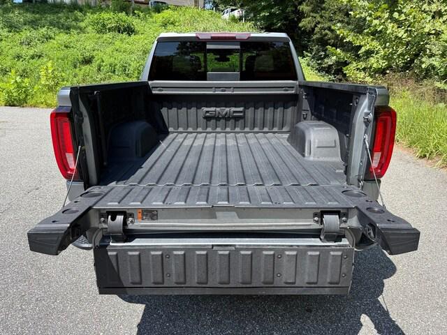 2021 GMC Sierra 1500 4WD Crew Cab Short Box SLT