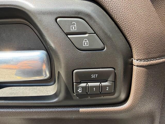 2021 GMC Sierra 1500 4WD Crew Cab Short Box SLT