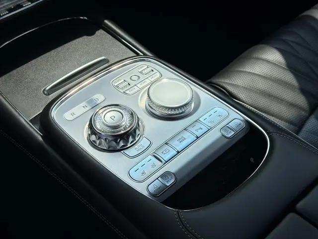 2025 Genesis G90 3.5T e-SC AWD