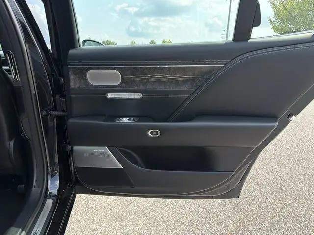 2025 Genesis G90 3.5T e-SC AWD