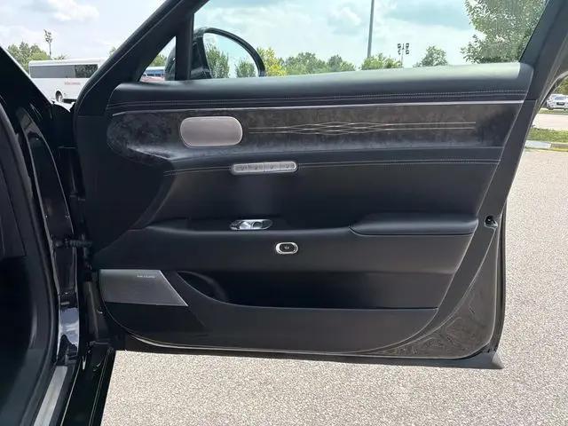 2025 Genesis G90 3.5T e-SC AWD