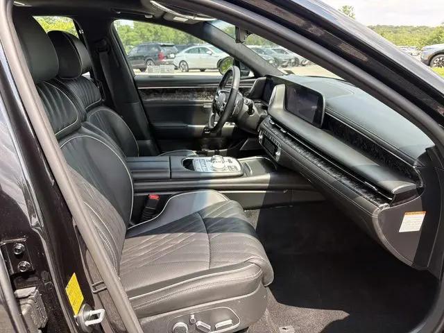 2025 Genesis G90 3.5T e-SC AWD