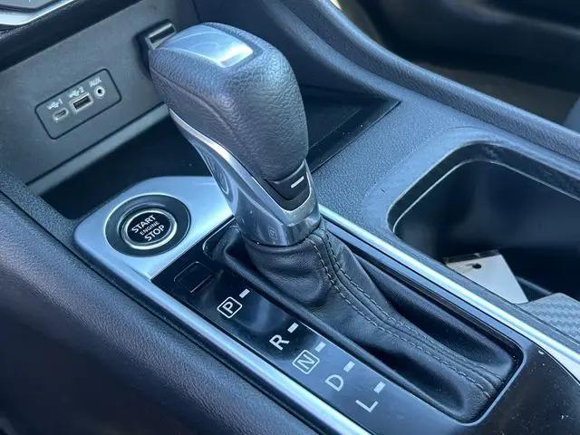 2023 Nissan Sentra SV Xtronic CVT
