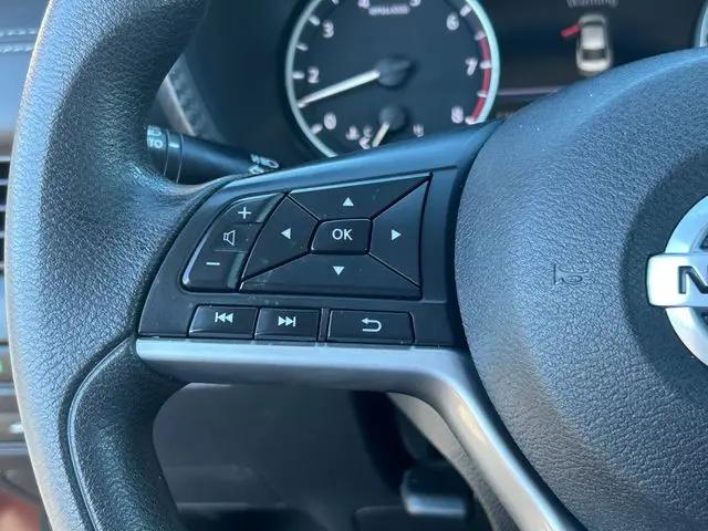 2023 Nissan Sentra SV Xtronic CVT