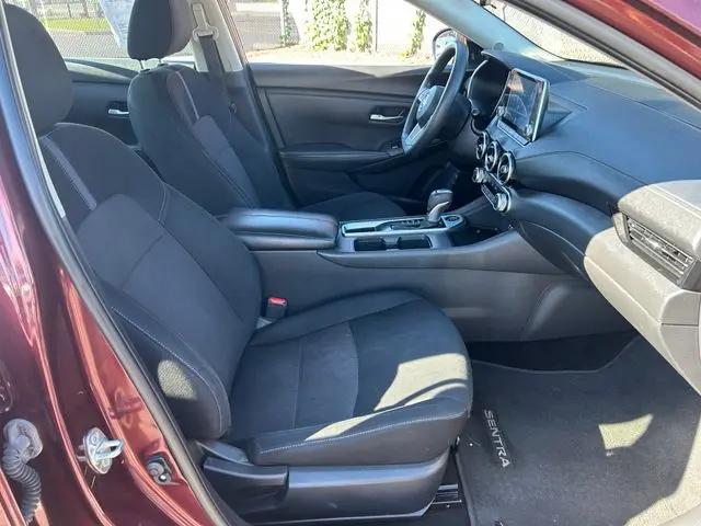 2023 Nissan Sentra SV Xtronic CVT