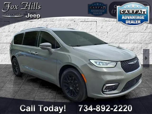 2021 Chrysler Pacifica Touring L for sale in Plymouth, MI