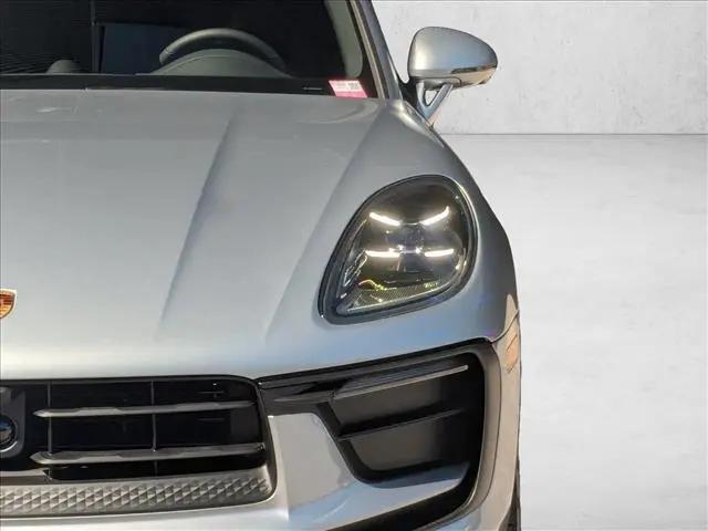 2026 Porsche Macan T