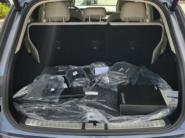 2027 Genesis GV70 2.5T Advanced