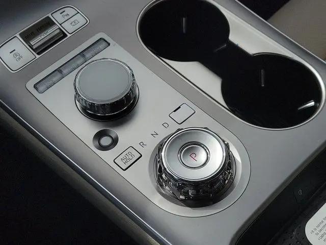 2027 Genesis GV70 2.5T Advanced
