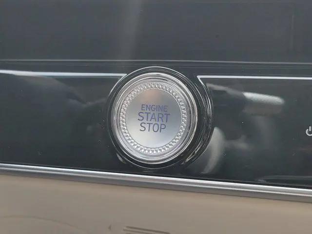 2027 Genesis GV70 2.5T Advanced