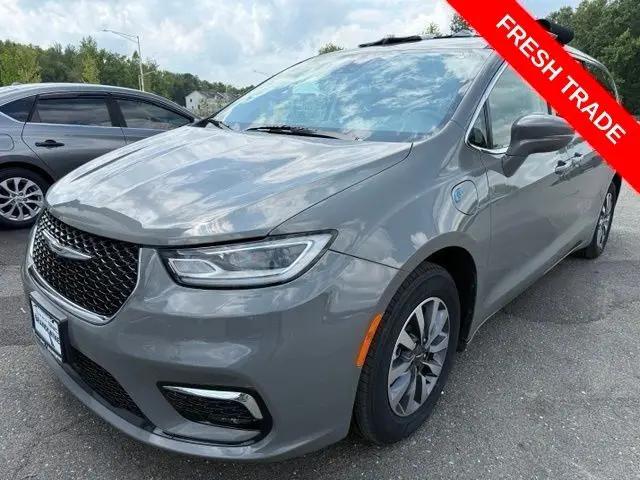 2022 Chrysler Pacifica Hybrid Touring L for sale in Brandywine, MD