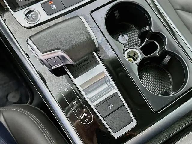2025 Audi Q7 Premium Plus 55 TFSI quattro Tiptronic