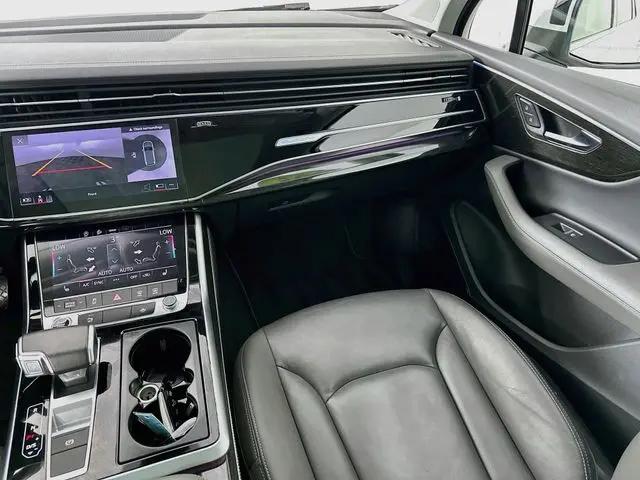 2025 Audi Q7 Premium Plus 55 TFSI quattro Tiptronic