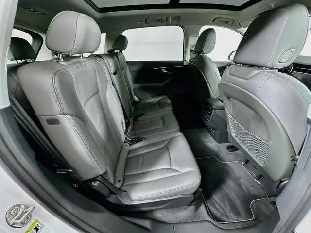 2025 Audi Q7 Premium Plus 55 TFSI quattro Tiptronic