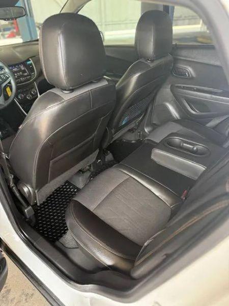 2021 Chevrolet Trax FWD LT