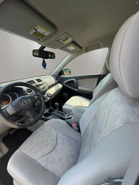 2011 Toyota RAV4 Base