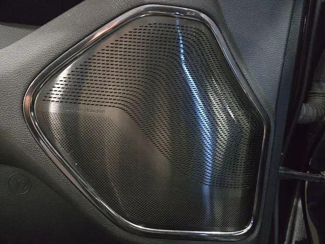 2022 Ram 1500 Limited Crew Cab 4x4 57 Box
