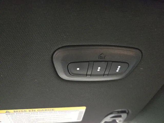 2022 Ram 1500 Limited Crew Cab 4x4 57 Box