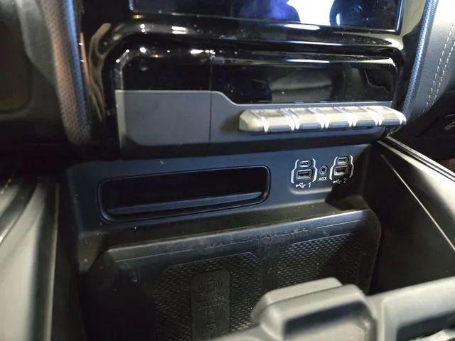 2022 Ram 1500 Limited Crew Cab 4x4 57 Box