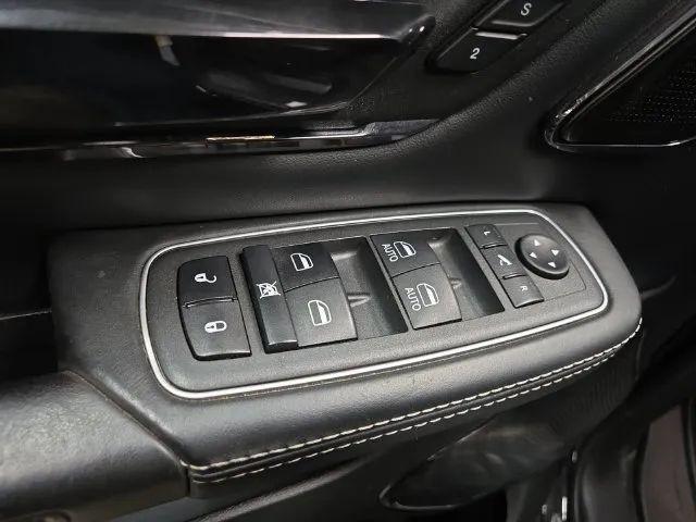 2022 Ram 1500 Limited Crew Cab 4x4 57 Box