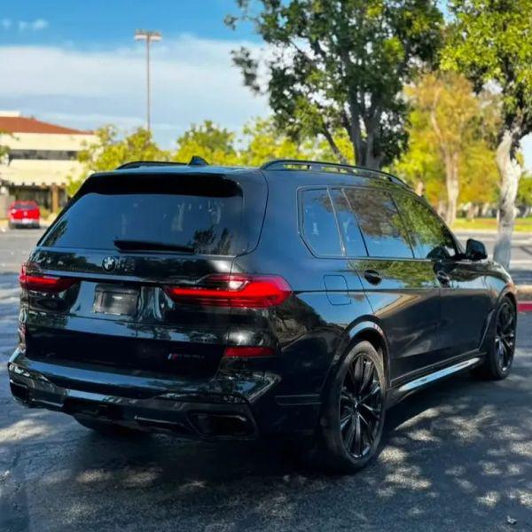 2020 BMW X7 M50i