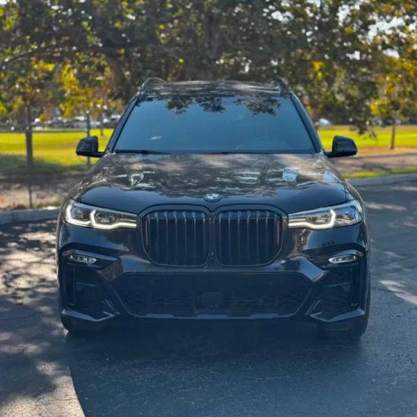 2020 BMW X7 M50i