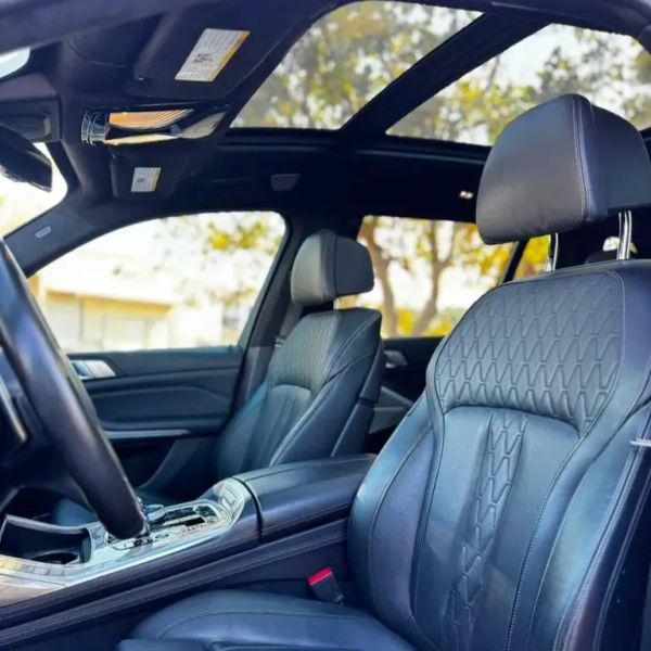 2020 BMW X7 M50i