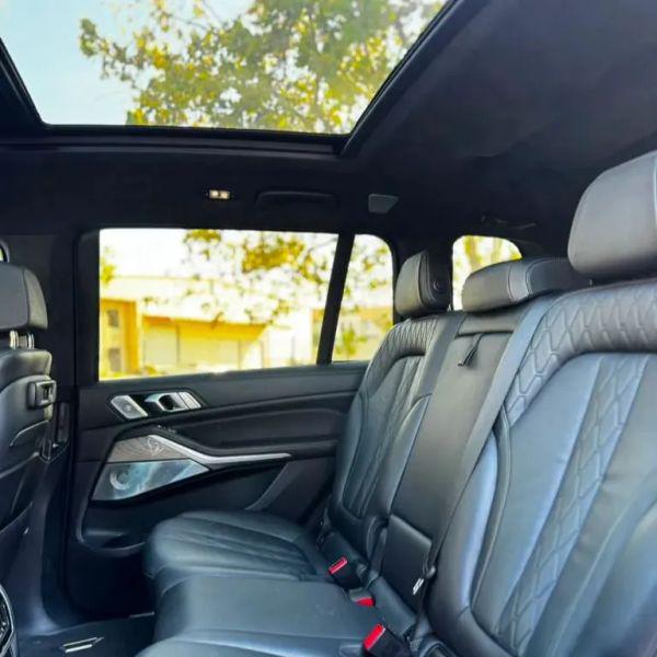 2020 BMW X7 M50i