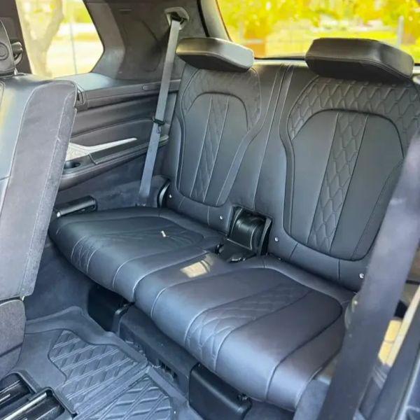 2020 BMW X7 M50i