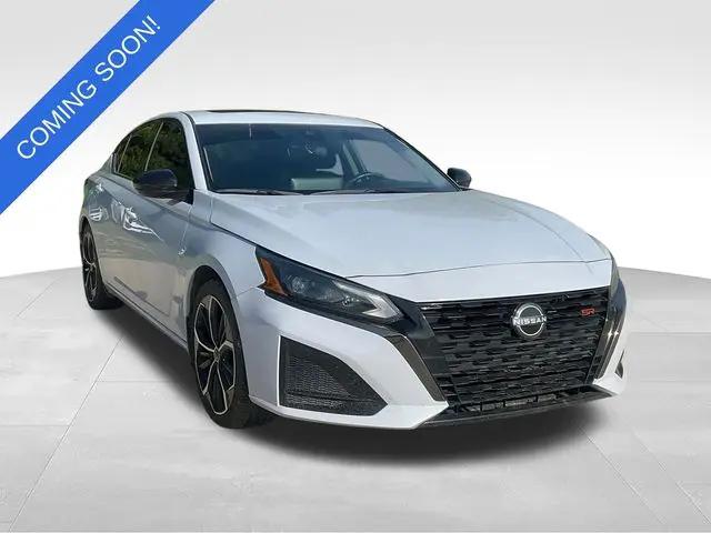 2023 Nissan Altima SR FWD for sale in Sanford, NC