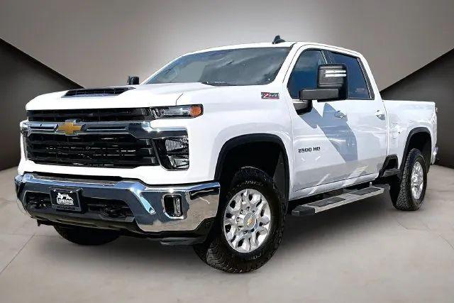 2025 Chevrolet Silverado 2500HD 4WD Crew Cab Standard Bed LT for sale in Dallas, TX